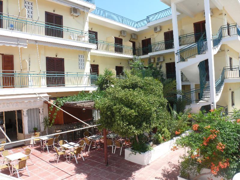 Agia Marina  Hotel Karyatides מראה חיצוני תמונה