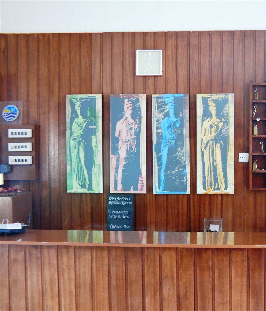 Agia Marina  Hotel Karyatides מראה חיצוני תמונה