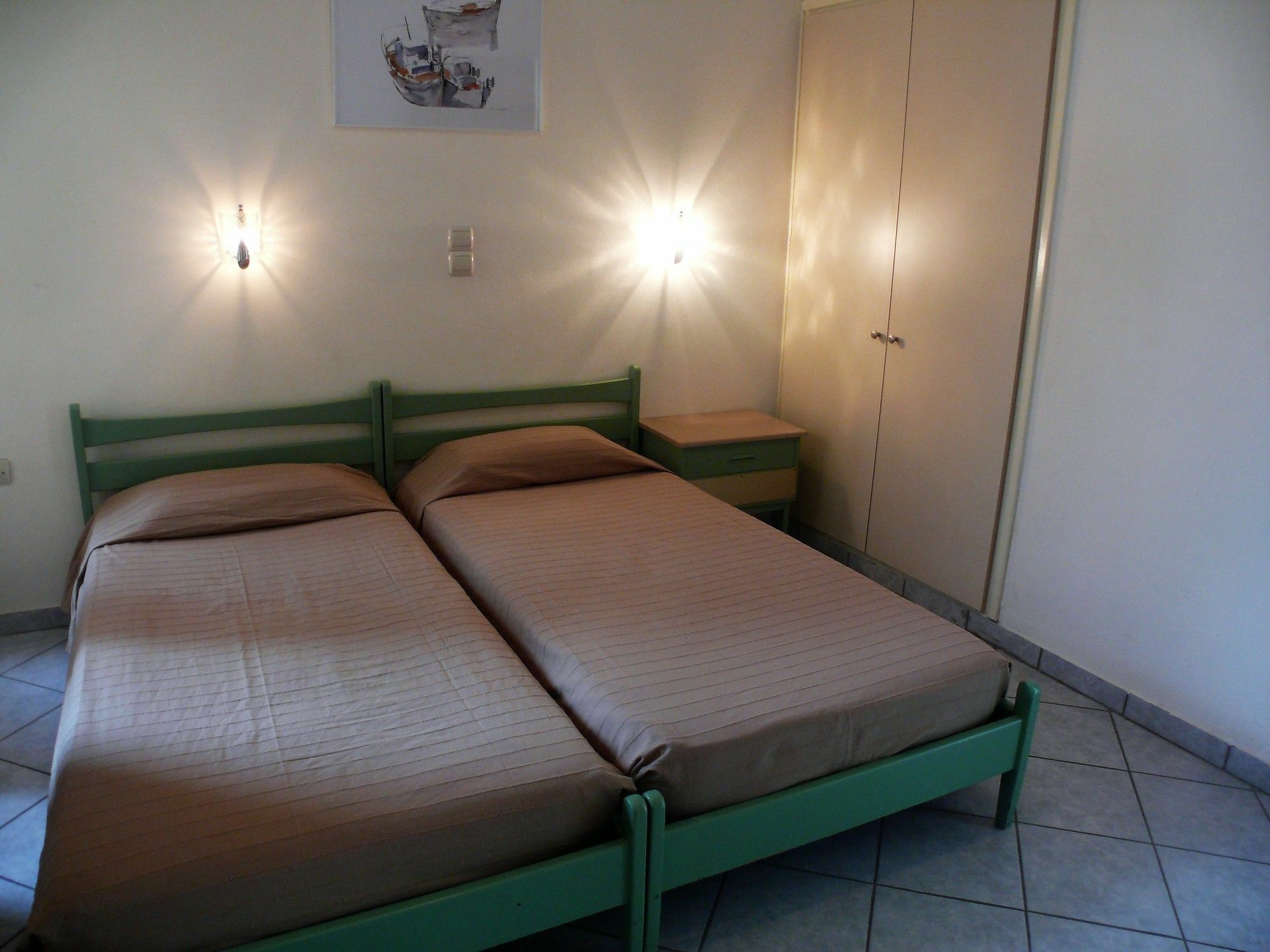 Agia Marina  Hotel Karyatides מראה חיצוני תמונה