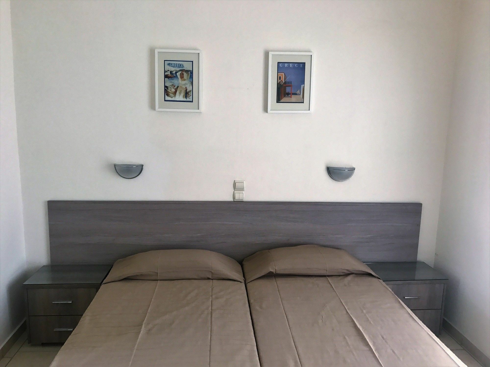 Agia Marina  Hotel Karyatides מראה חיצוני תמונה